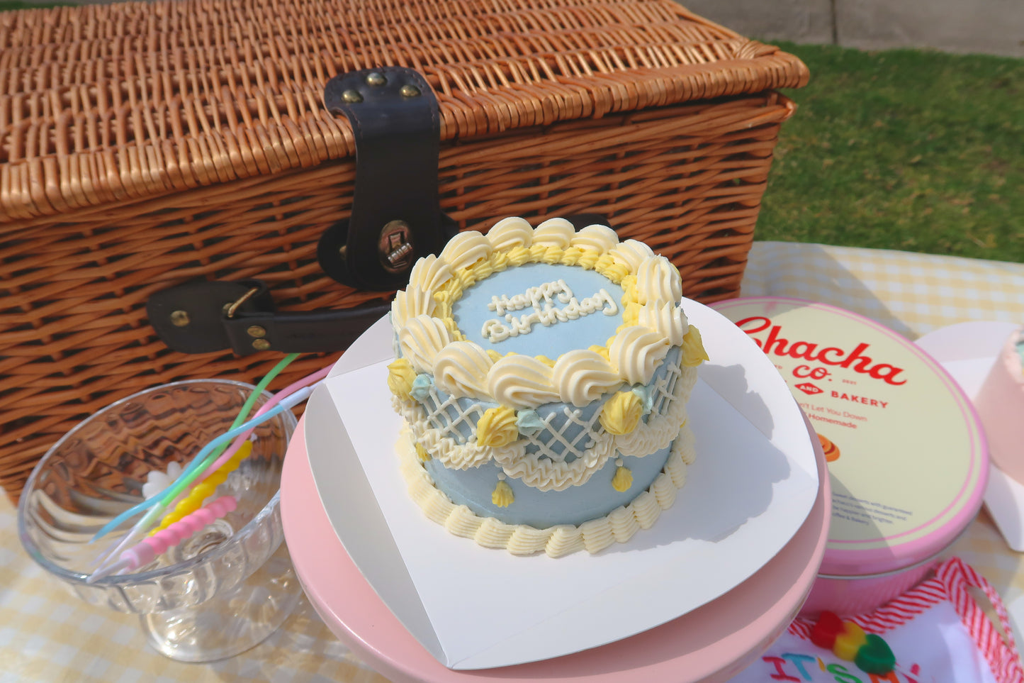 Vintage Cake